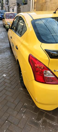 نيسان فيرسا